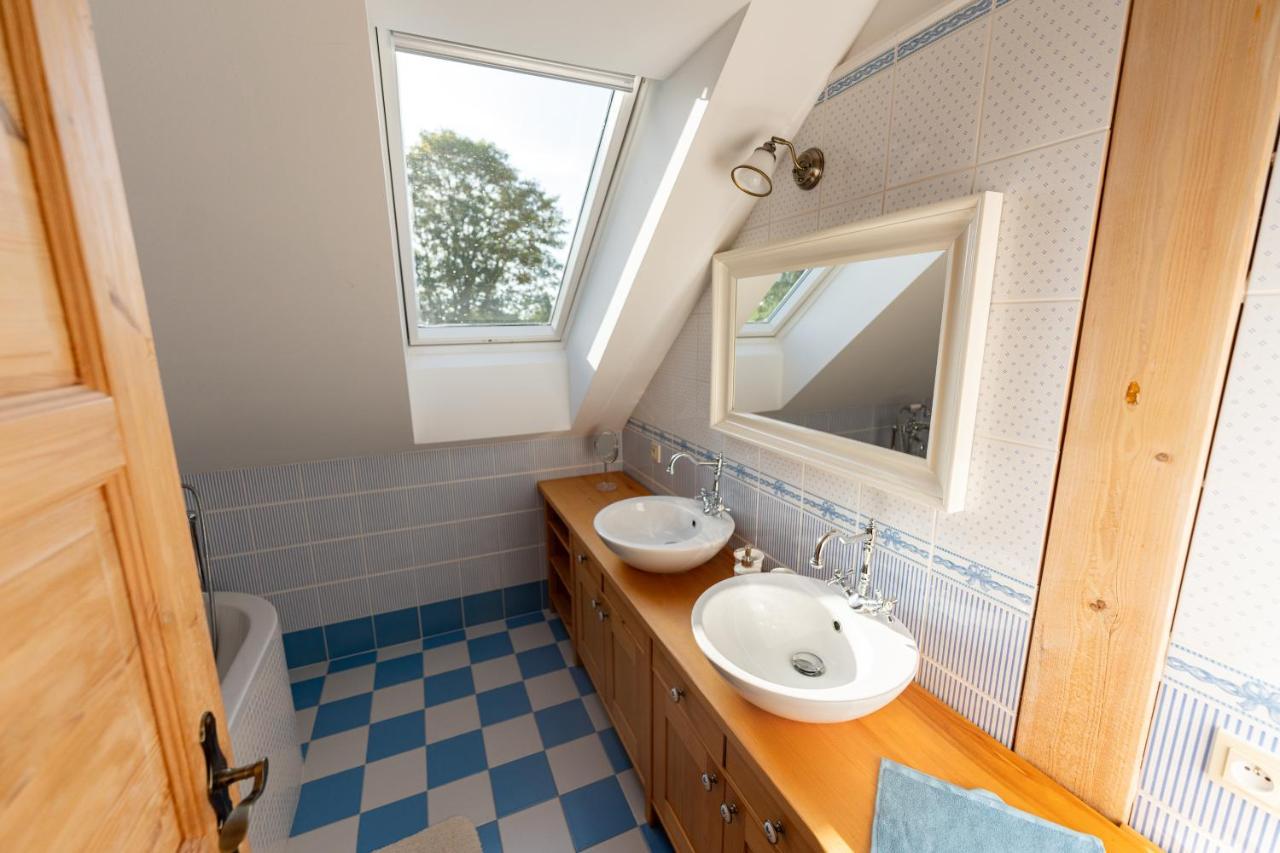 Moderni Sumavska Roubenka S Vyhledem Na Boubin Villa Vimperk Exterior photo