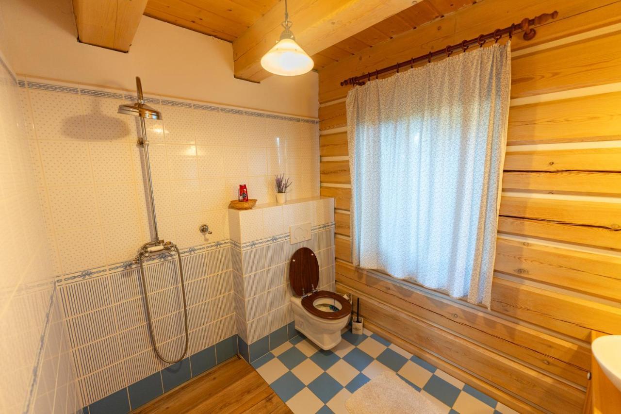 Moderni Sumavska Roubenka S Vyhledem Na Boubin Villa Vimperk Exterior photo